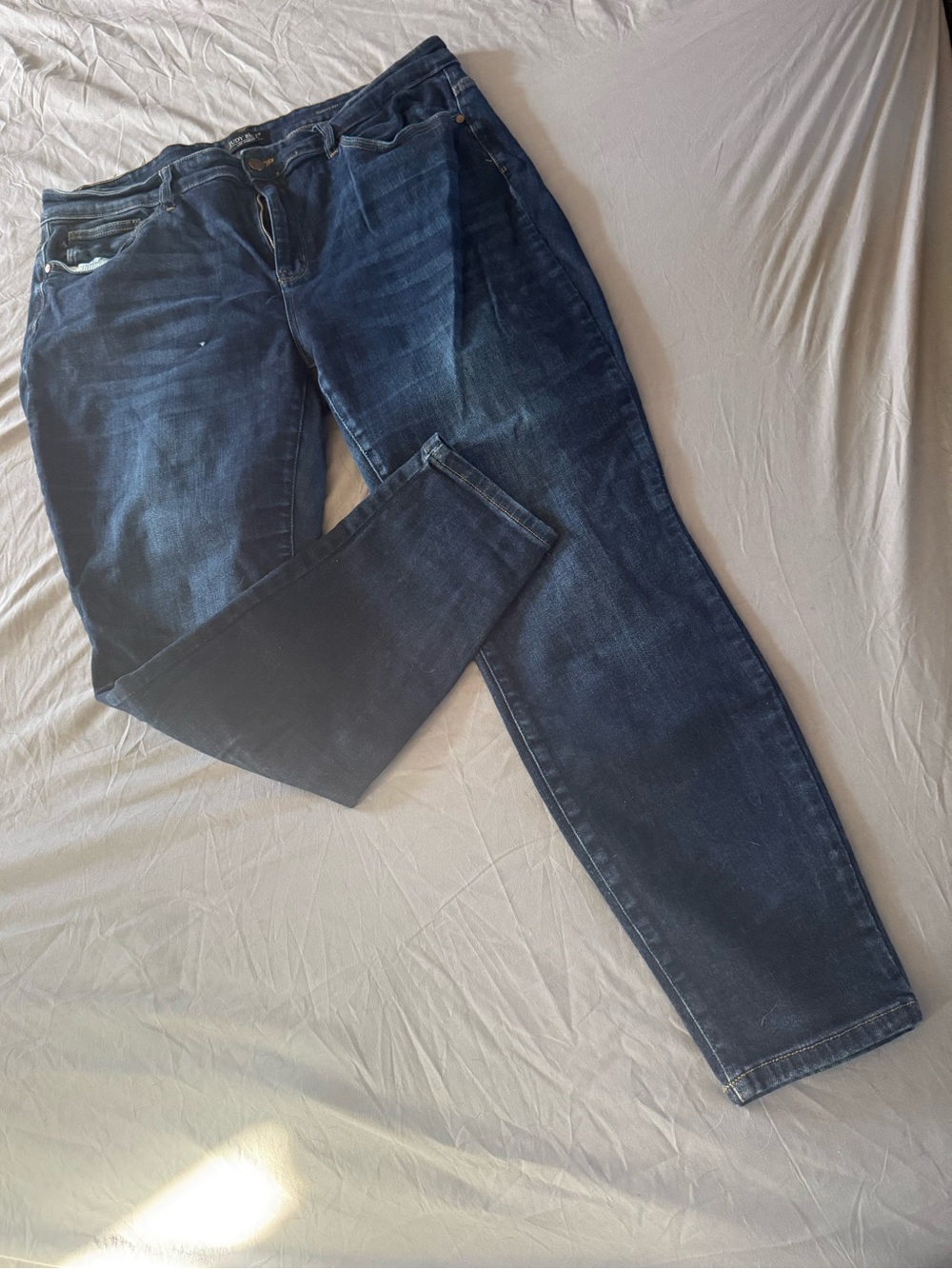 Judy Blue 20W Midrise Dark Indigo Stretch Joanne Skinny Jeans 28.5” inseam